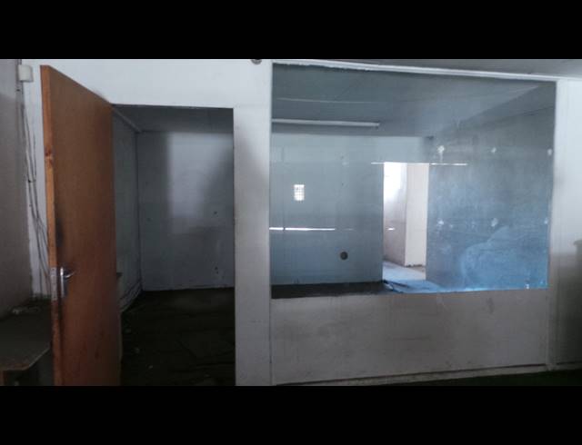 260M² WORKSHOP FOR SALE IN GEDULD
